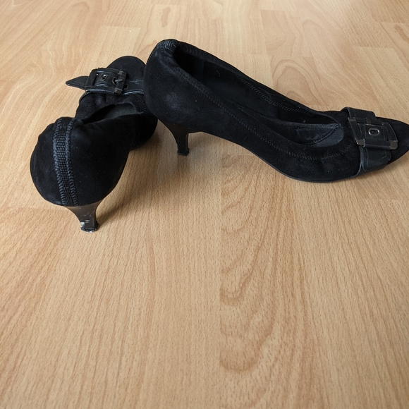 Nine West Suede Pumps - Picture 3 of 3